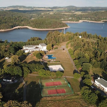Wellness Hotel Orlik Kozarovice Екстер'єр фото