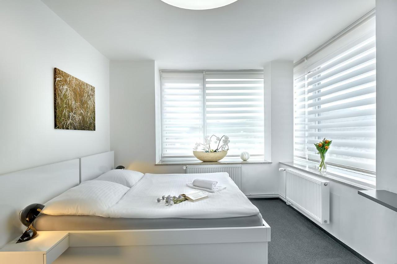 Wellness Hotel Orlik Kozarovice Екстер'єр фото