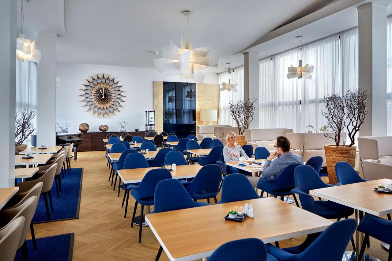 Wellness Hotel Orlik Kozarovice Екстер'єр фото
