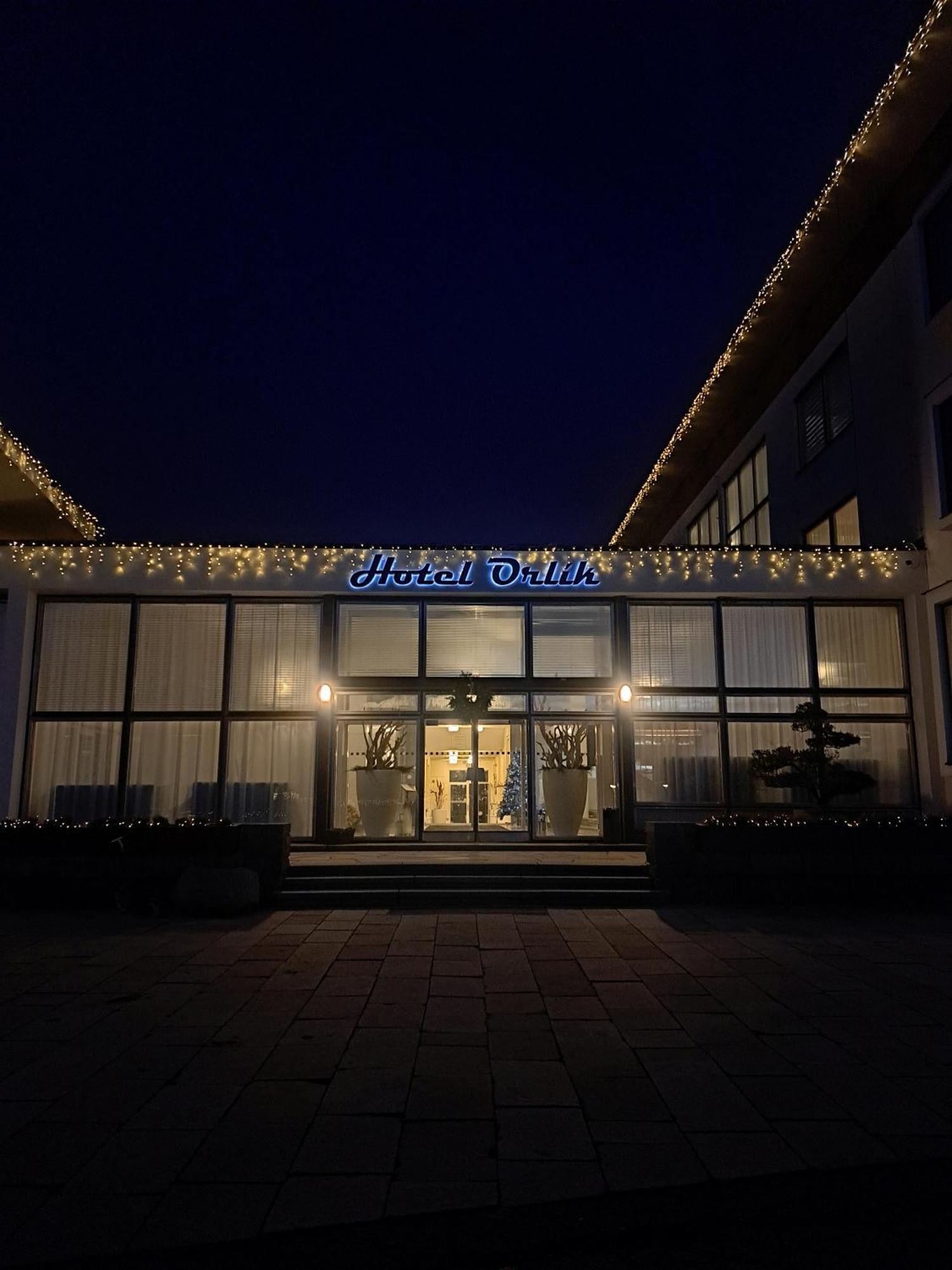 Wellness Hotel Orlik Kozarovice Екстер'єр фото